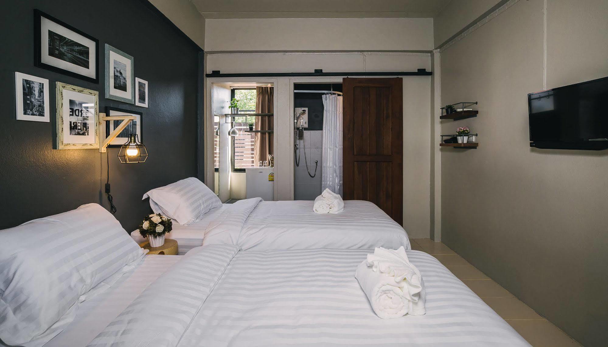 Cozy Inn Τσιάνγκ Μάι Εξωτερικό φωτογραφία