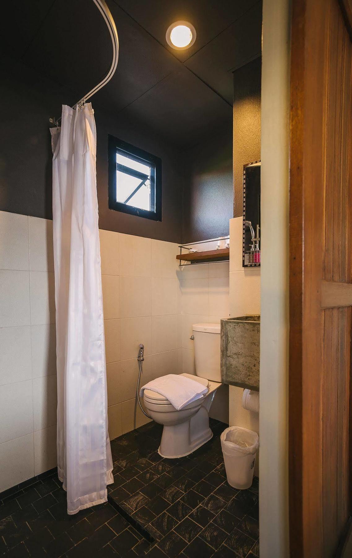 Cozy Inn Τσιάνγκ Μάι Εξωτερικό φωτογραφία