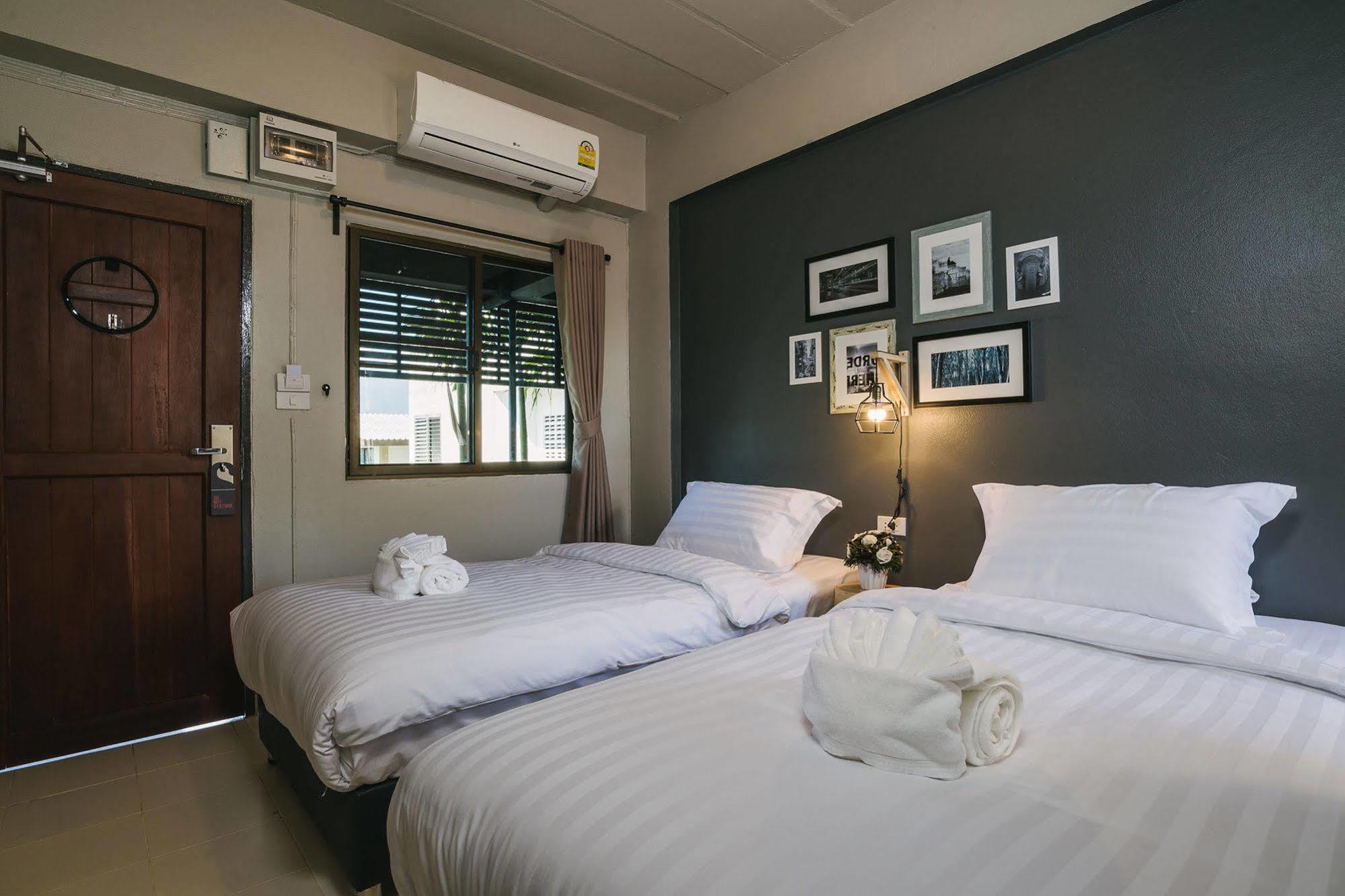 Cozy Inn Τσιάνγκ Μάι Εξωτερικό φωτογραφία